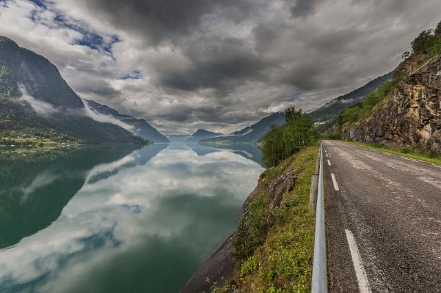 039 Lustrafjorden.jpg